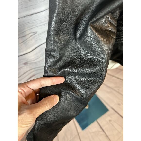 Black Faux Leather Moto Jacket Guess Size Medium - Picture 5 of 10